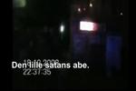 Optagelse. To betjente gjorde sig skyldige i et mildest talt usympatisk kommantarspor på en dokumentationsvideo af en demonstration. 