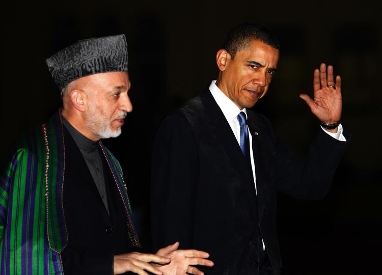 USA's præsident Obama er på lynvisit hos sin kollega Hamid Karzai i Afghanistan. 