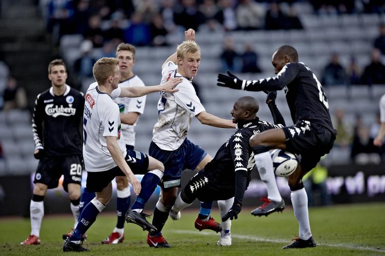 kludder. FCK havde flest chancer, men fik ikke scoret mod AGF. 