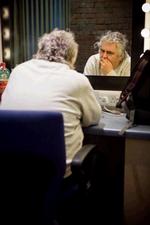 Daniel Johnston fungerer med orkester, men er mest rørende, når han er alene i sit eget sorte og meget nære univers. PR-foto 