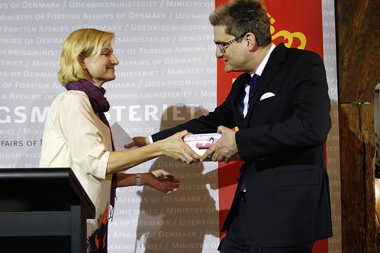 SYNLIG. Udviklingsminister Søren Pind (V) har været langt bedre til at komme i medierne end forgængeren Ulla Tørnæs. 