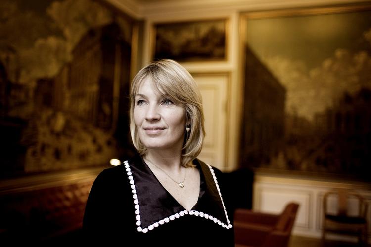 Rokade. Lene Espersen overtager Per Stig Møllers job som Danmarks udenrigsminister. 