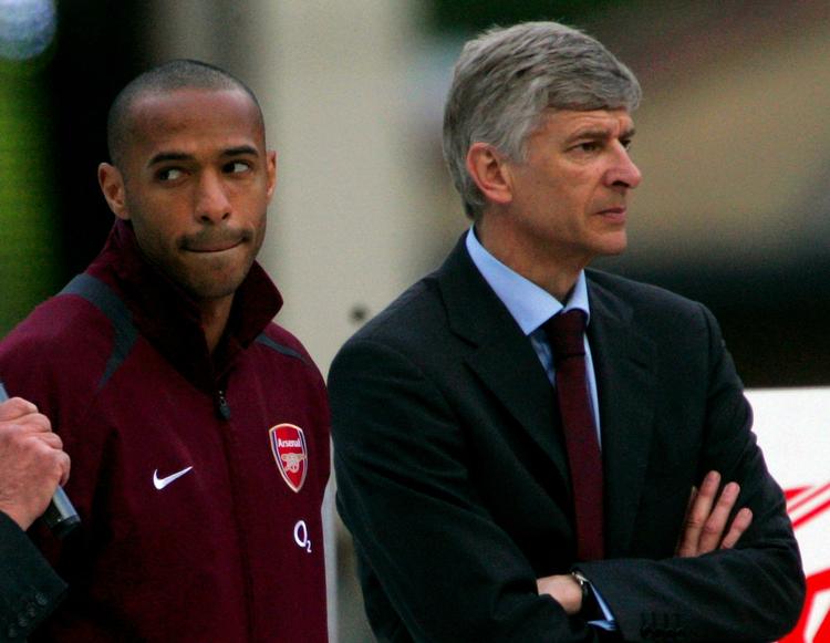 forlænget. Arsene Wenger er en af de mest populære franskmænd i London. Manageren bliver i Arsenal frem til 2014. Arkivfoto. 