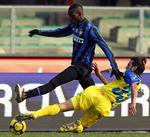 speget. Mario Balotelli fra Inter er røget uklar med træner José Mourinho og holdes derfor på bænken. Arkivfoto. 