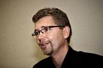 Vred. Nu må Skat tage sig sammen og få kradset vore penge ind, lyder meldingen fra overborgmester Frank Jensen. 