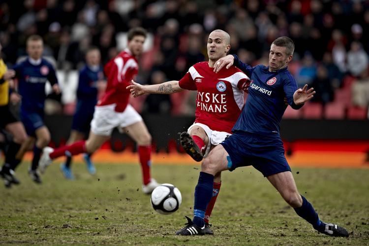 skarpskytte. Rajko Lekic scorede det udlignende mål for Silkeborg på et meget tvivlsomt straffespark i overtiden. 