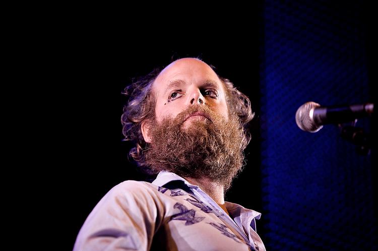 SÆRLING. Den 39-årige Bonnie 'Prince' Billy har efterhånden givet en del koncerter i Danmark. Billedet her er fra Roskilde Festival, men 25. maj vender excentrikeren tilbage til Store Vega.  Arkivfoto: Miriam Dalsgaard 