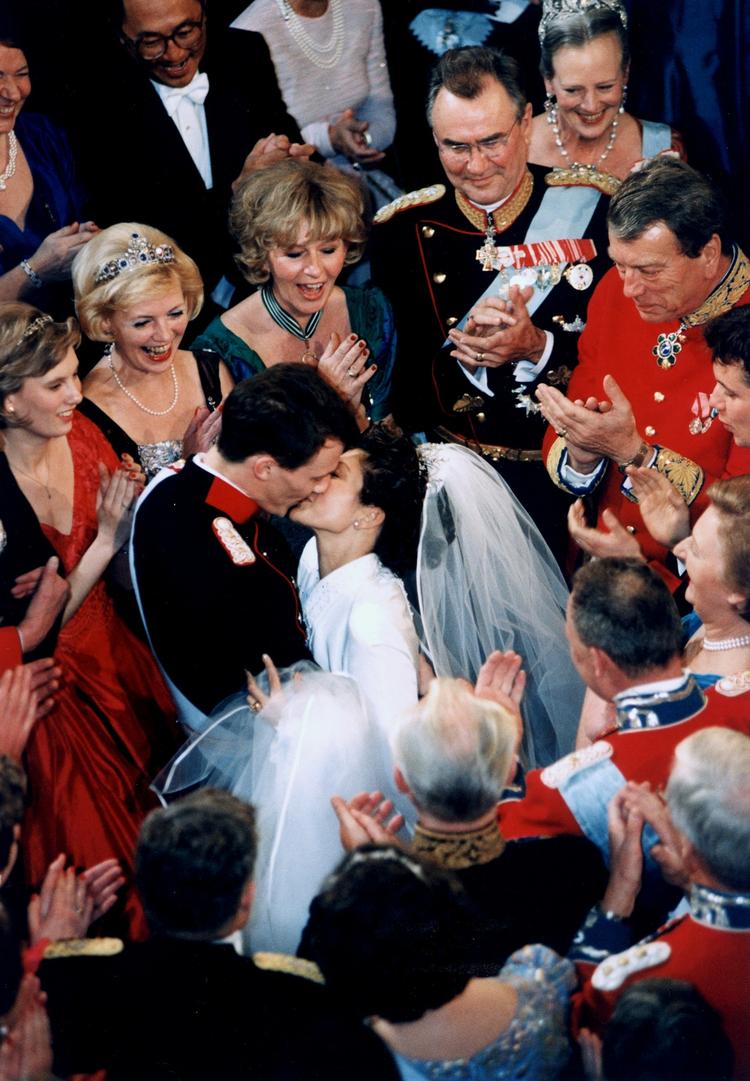 Prins Joachim og prinsesse Alexandra i brudevals på Fredensborg Slot november 1995. 