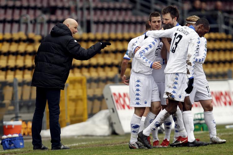 forstærkninger. FCK-træner Ståle Solbakken skal se på nye spillere i sommerpausen. Arkivfoto. 