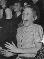 Prinsesse Margrethe til svømmestævne i Østerbro Svømmehal i 1952. 