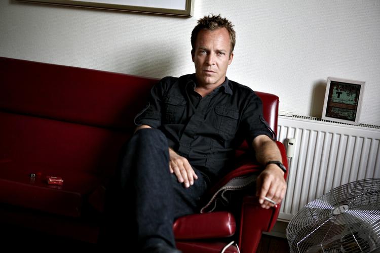 surt. Kort tid før optagelserne til 'The Cartel' skulle gå i gang, har filmselskabet fået kolde fødder.  Asger Leth på foto fra 2007. 