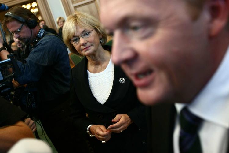 Fredsmøde. Statsministeren og Pia Kjærsgaard vil forsøge at løse striden mellem regeringen og Dansk Folkeparti over en kop kaffe i næste uge. Arkivfoto. 