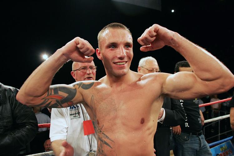 KAMPKLAR. Mikkel Kessler er klar til at bruge alle trick for at vinde over Carl Froch. Arkivfoto. 