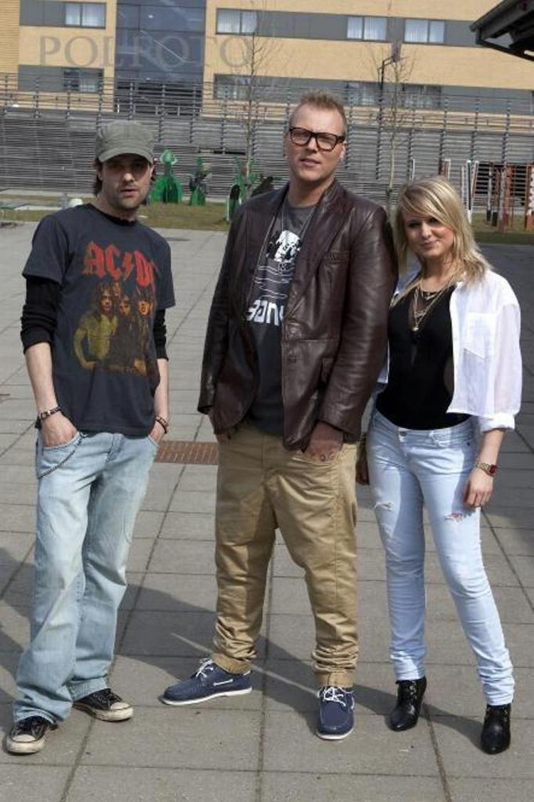 aalborg. Nordjyske Niarn har sagt ja til at deltage i 'AllStars' - selv om han før har sagt nej. Forsangene fra hans hjemstavn er Sabina og Christoffer. 