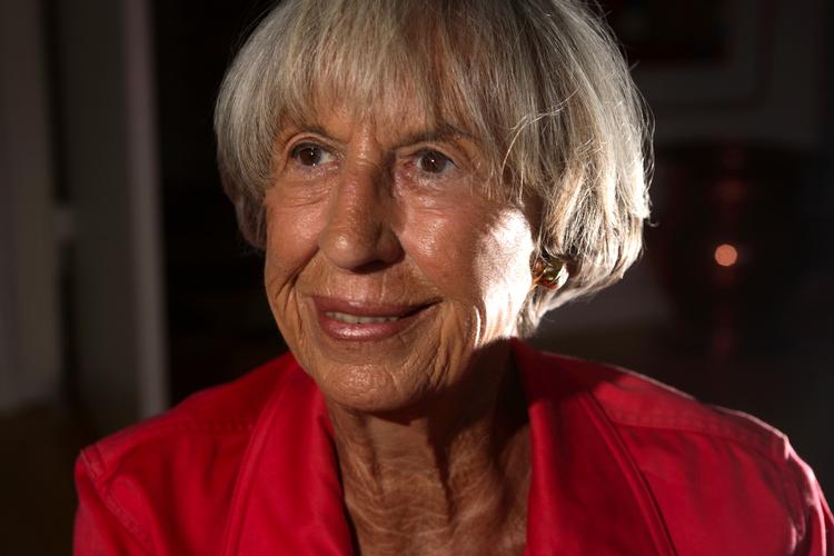 Bysbarn. 92-årige Lise Nørgaard blev født i Roskilde, hvor skulpturen af hende også skal stå. (Arkivfoto) 