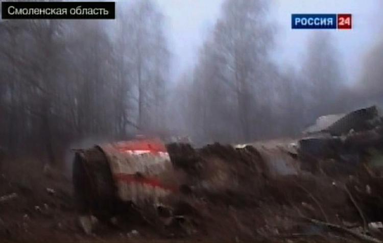 Vrag. Et billede fra russisk tv viser det styrtede fly. Foto: AP 