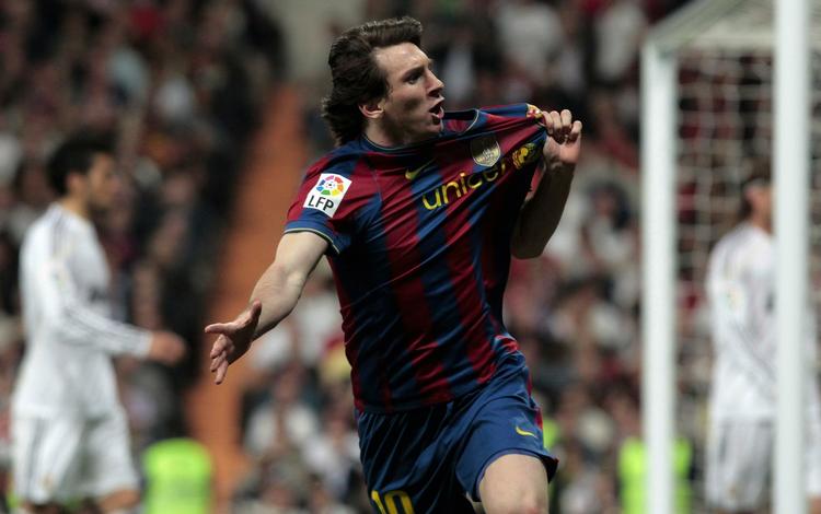 FODBOLDGUD. Lionel Messi beviste endnu engang mod Real Madrid, at han er verdens bedste. 
