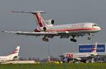 Flystyrt. På billedet ses det selvsamme Tupolev 154 fly som i dag styrtede ved Smolensk. Billedet er taget for to dage siden. 