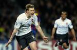 MÅÅÅÅL. Nicklas Bendtner og Arsenal møder onsdag aften lokalrivalerne fra Tottenham på udebane og kan med en sejr suse forbi Manchester United og overtage andenpladsen i Premier League. Arkivfoto. 