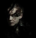 Selvom det ser mørkt ud på billedet, har Jónsi med 'Go' lavet et kulørfyldt og let tilgængeligt popalbum. 