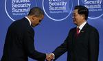 TOPMØDE. Barack Obama hilser sin kinesiske kollega Hu Jintao velkommen til atomtopmødet i USA. 
