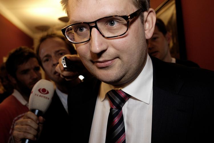 Tæskehold. Skatteminister Troels Lund Poulsen er en del af det tæskehold, som bankede rebellerne på plads på dagens gruppemøde i Venstre. 