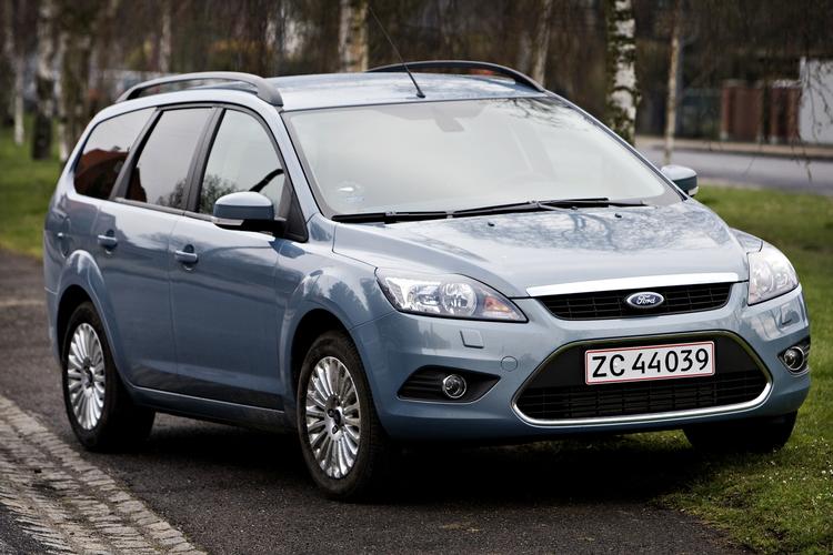 Lej den. En af de største leasingfordele ses ved Ford Focus 1,6 TDCI Econetic Stationcar, hvor der kan spares 56.000 kroner i forhold til et køb. 