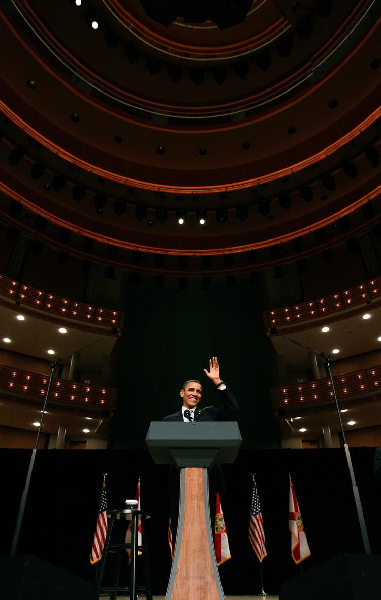 Præsidentplaner. Udforskning af rummet er ikke blot en luksus, sagde Barack Obama, da han besøgte Kennedy Space Center. 