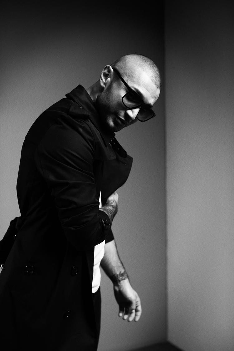 Stilren. Også på dansk er Burhan G en unik r'n'b-crooner, men sangene mangler personlig karakter.  Foto: Copenhagen PR 