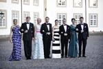 BANDEN. Tronfølgerpar fra Holland, Norge, Sverige og Danmark valgte at gå til aftenens fest. 