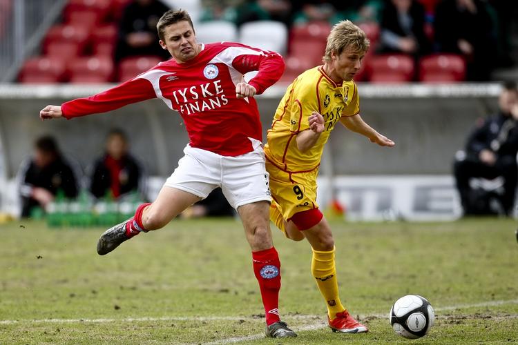 velspillende. På højrekanten spillede Tobias Mikkelsen en god kamp for FC Nordsjælland mod Silkeborg. 