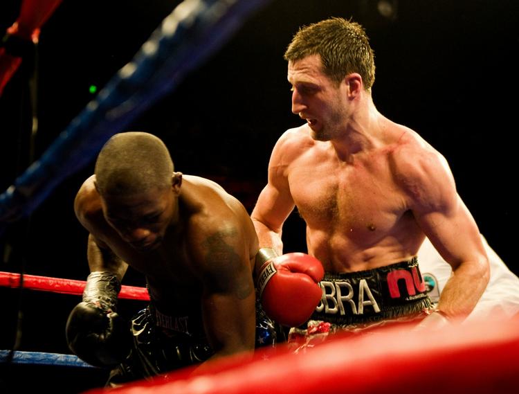 Venteposition. Carl Froch (til højre) ønsker ikke at tage hverken bil eller båd til Danmark. Arkivfoto. 