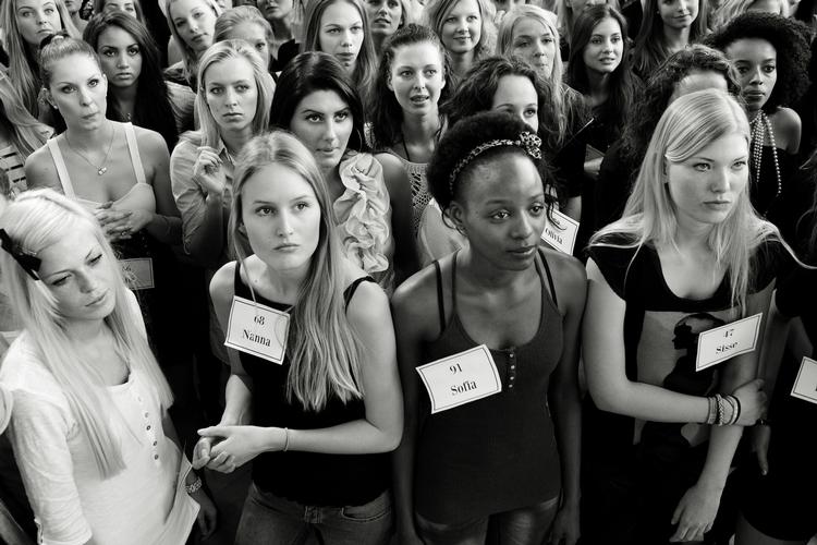 Håbefulde. Mange smukke piger, men kun én kan blive Danmarks næste topmodel. Arkivfoto 