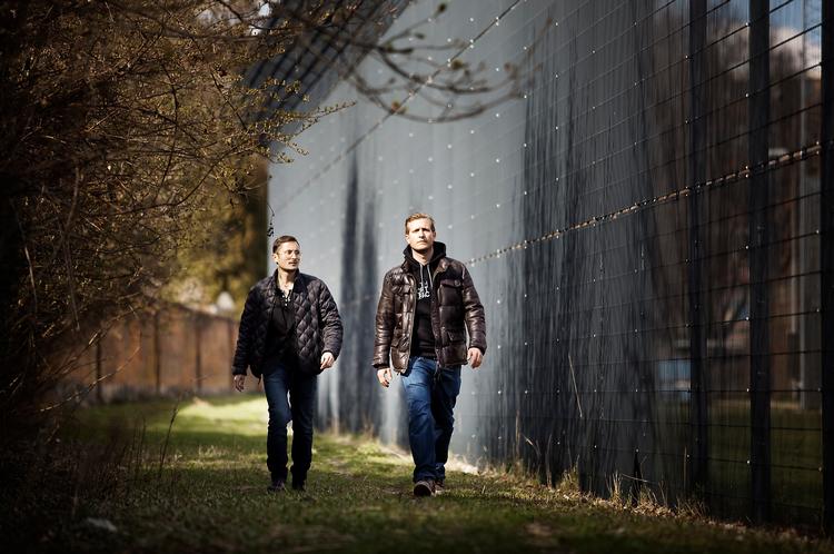 Michael Noer (til venstre) og Tobias Lindholm står bag fængselsfilmen ’R’. 
