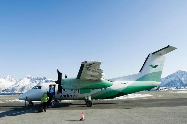 Nødlanding. Flyet landede omgående i Tromsø, da piloterne lugtede svovl. Pressefotoet er ikke af det konkrete fly. 