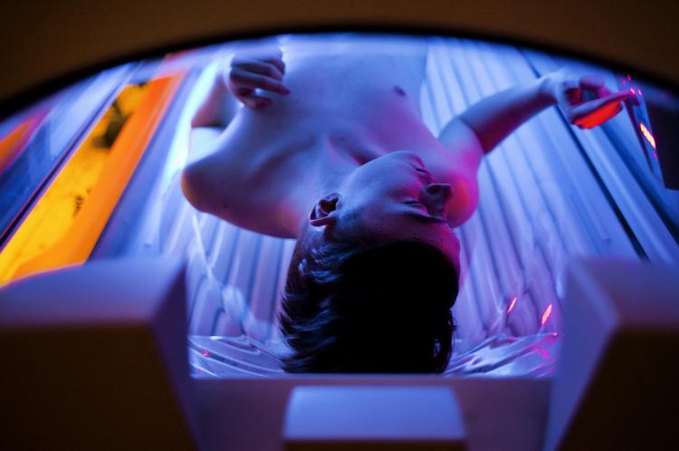 DUMPET. Langt størstedelen af de danske solarier lever ikke op til de sundhedsvejledninger, der bliver udstukket fra EU's side af. 