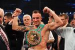 Sejr. Der skulle en af de flotteste kampe i årevis til, før Mikkel Kessler kunne lade sig krone som verdensmester. 