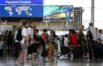 Bangkokmæt. Omkring 150 danskere er ved at være godt trætte af Thailand. Men udsigterne til at komme hjem snart er stadig mørke. Her er det hovedstadens lufthavn tidligere på måneden. 