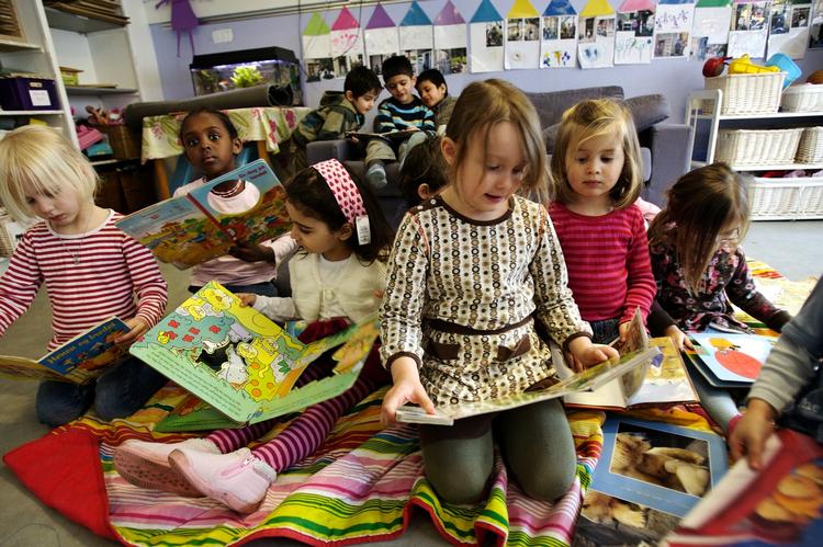 Ledelse. Flere og flere kommuner centraliserer styringen af børnehaverne. (arkivfoto) 