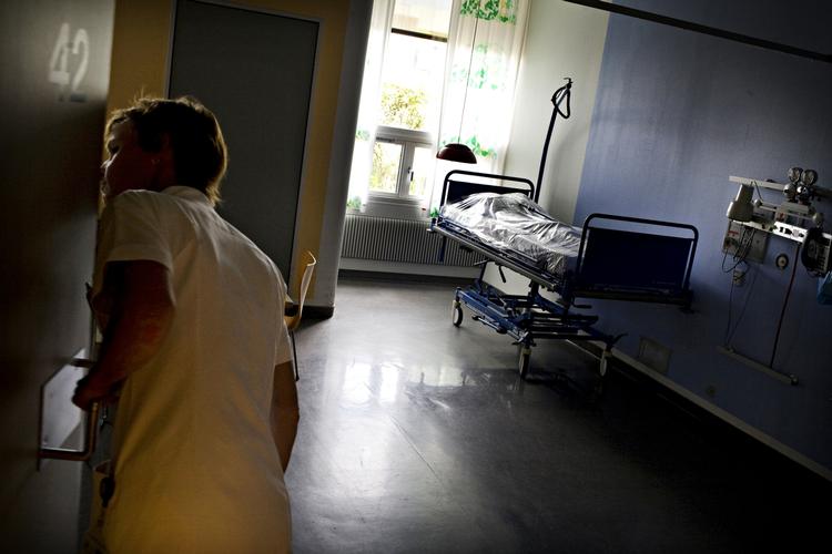 Bekymring. Mange af de ansatte på Hvidovre Hospital frygter for fremtiden i kølvandet på de mange nedlæggelser af stillinger. (arkivfoto) 