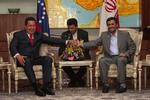 SYDAMERIKA. Ny rapport fra Pentagon viser, at der er iranske tropper i Sydamerika. På billedet ses Venezuelas præsident Hugo Chavez (til venstre) sammen med den iranske præsident Mahmoud Ahmadinejad (til højre) under et møde i Teheran i september 2009. 