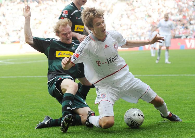 STARTPLADS. Trods hård behandling i weekendens kamp mod Borussia Mönchengladbach er Holger Badstuber en af de få Bayern München-forsvarer, der er klar til Champions League-semifinalen mod Lyon 