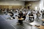 Testknas. I dag oplevede landets folkeskoler endnu en gang, at det nationale testsystem ikke virker. Her er det 9. klasse på Kirsebærhavens Skole i Valby i gang med digital eksamen i geografi tidligere på året. Den blev dog også afbrudt på grund af tekniske problemer. 