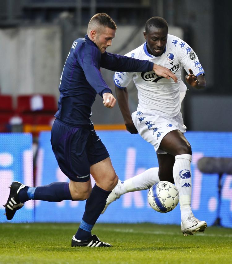 Rettigheder. Spillerne fra FCK og AaB vil også være at finde på Canal 9 i fremtiden. 