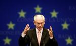 Krise. EU-præsident Herman Van Rompuy lover, at de eurolande og IMF snart har forhandlet en hjælpepakke til Grækenland på plads. 