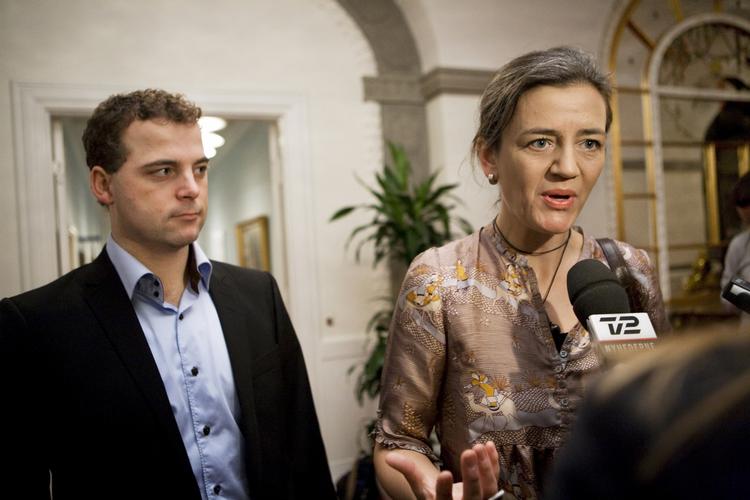 The opposition is challenging the government with a parliamentary motion. Here the Social Liberals' Morten Østergaard and Party Leader Margrethe Vestager. Archive. 