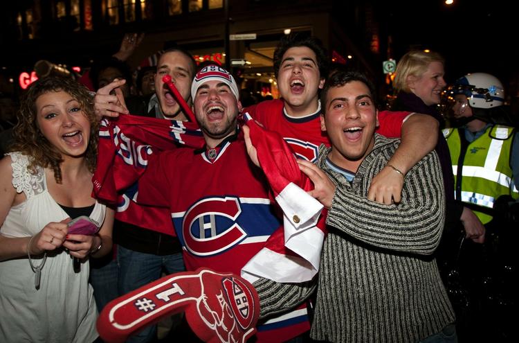 jubel. Sejren over Washington fik Montreal-fans til at spontanfeste i byens gader. 