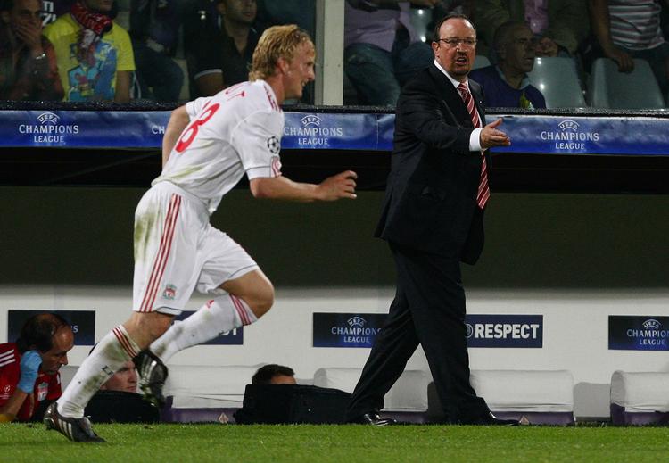 0-1. Det vil være et hårdt slag, hvis  manager Benitez må undvære den altid arbejdsivrige Dirk Kuyt i kampen mod Atletico. Arkivfoto. 