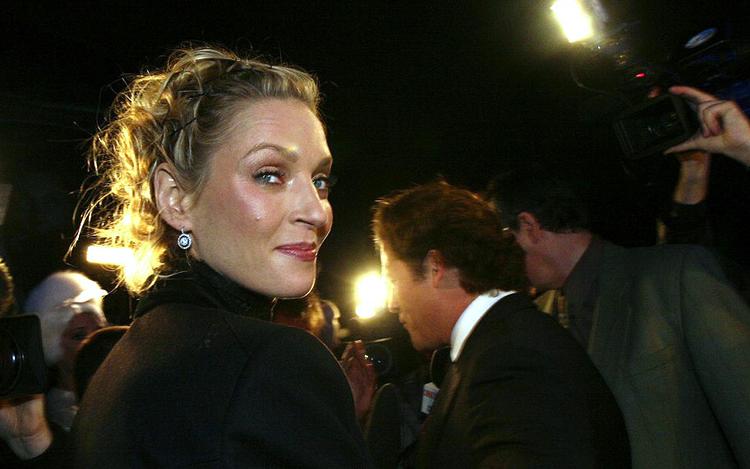Star. Uma Thurman har udover en succesfuld skuespillerkarriere også benyttet sit gode udseende som model – her for modehuset Valentino. 