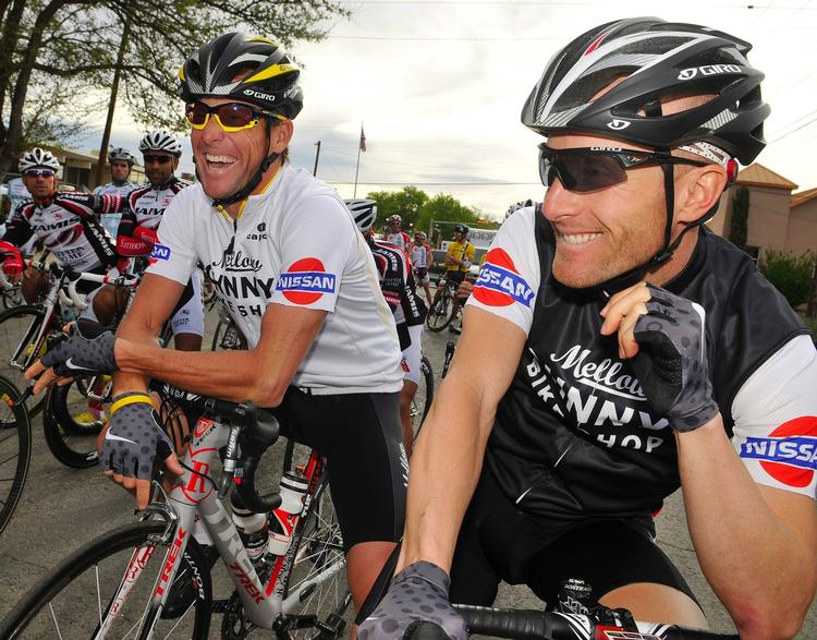 stolt. Lance Armstrong valgte midt under Tour of the Gila at meddele de omkring 2,5 millioner mennesker, der følger stjernen på twitter.com, at han skal være far igen. 